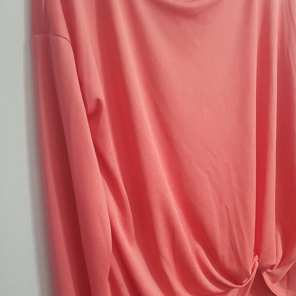 (A56) Pro Player Womens Polyester Athletic Long Sleeve Shirt, Size Medium, NWT - Picture 4 of 10